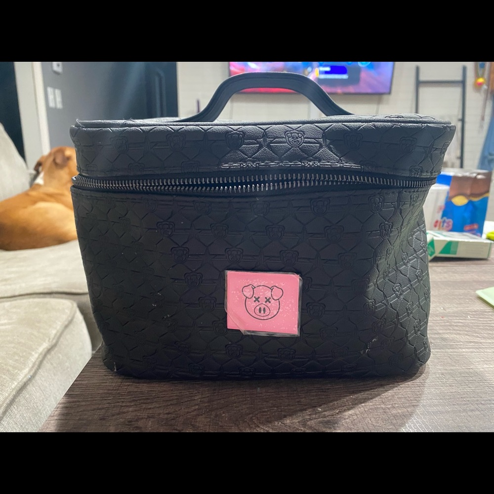 JSC x Shane Dawson make up tote